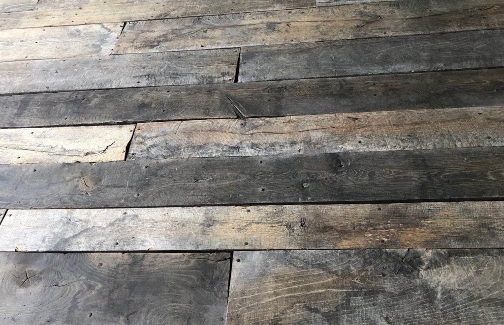 Old reclaimed french floorboards Romorantin BCA Matériaux